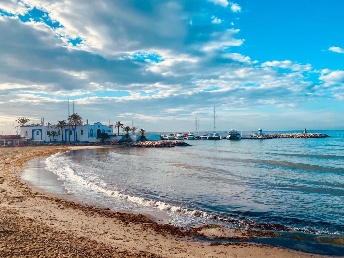 El Pisito Forest,A 300 Metros Iglesia De La Encarnacion Apartman Marbella Kültér fotó