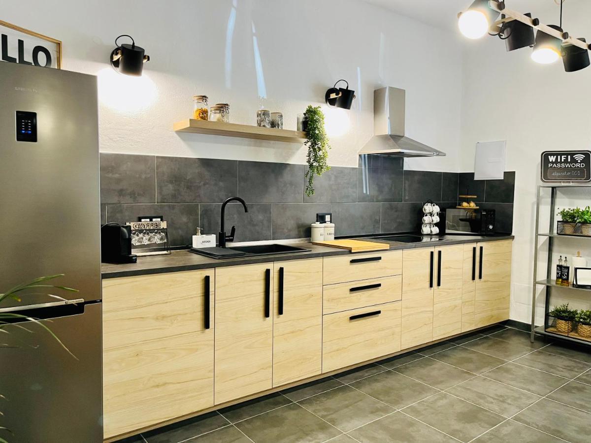 El Pisito Forest,A 300 Metros Iglesia De La Encarnacion Apartman Marbella Kültér fotó