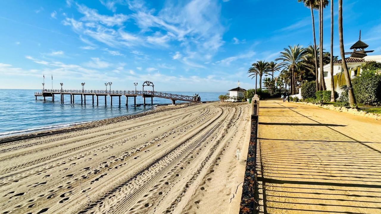 El Pisito Forest,A 300 Metros Iglesia De La Encarnacion Apartman Marbella Kültér fotó