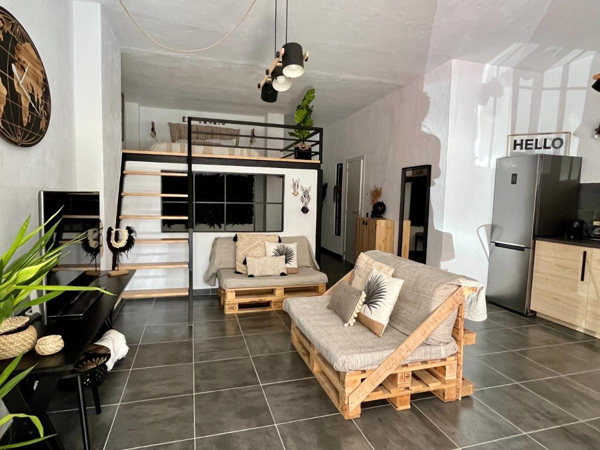 El Pisito Forest,A 300 Metros Iglesia De La Encarnacion Apartman Marbella Kültér fotó