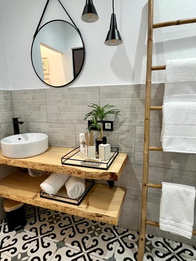 El Pisito Forest,A 300 Metros Iglesia De La Encarnacion Apartman Marbella Kültér fotó
